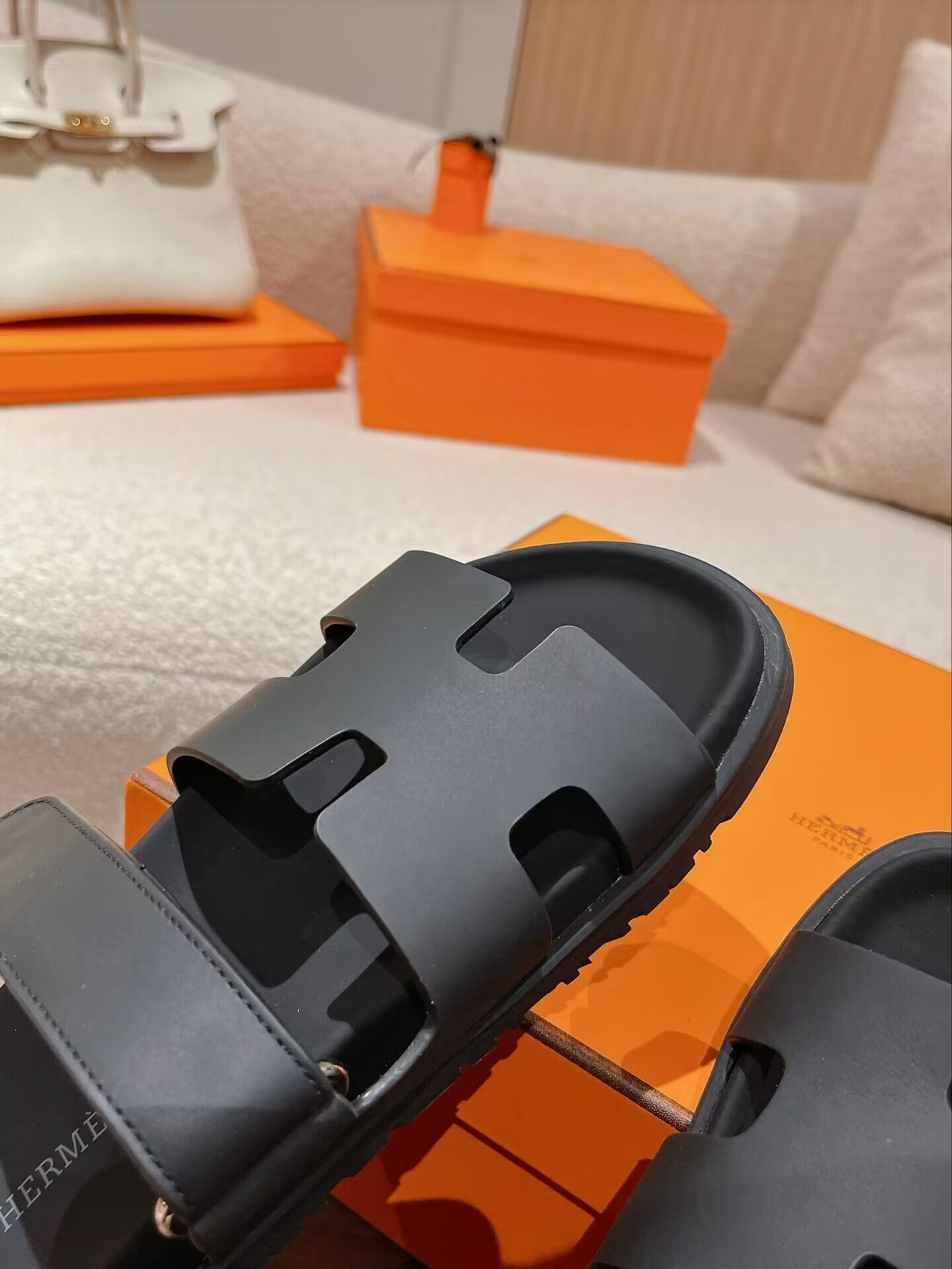 UA Hermès Chypre sandal