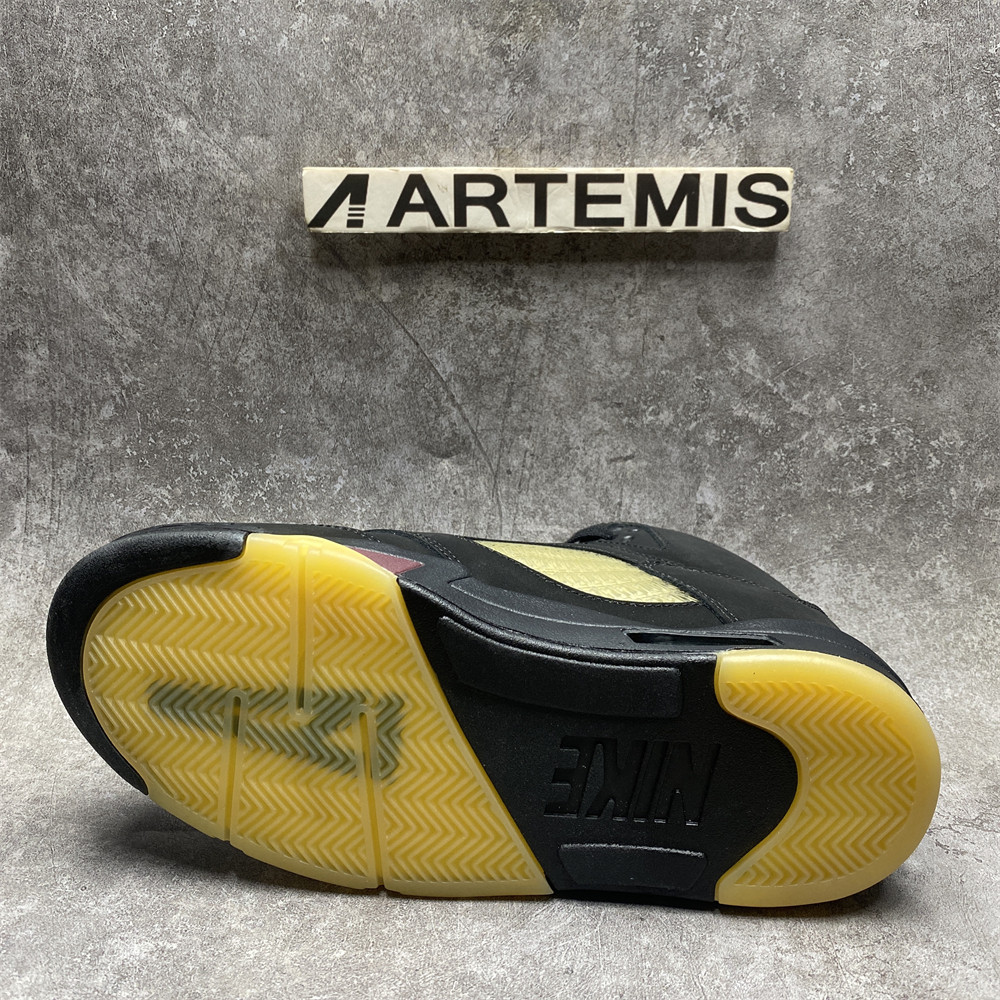 A MA MANIÉRE X AIR JORDAN 5 RETRO