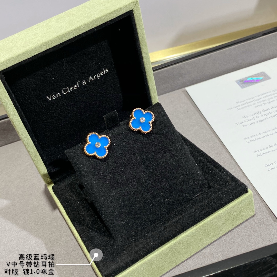 v*n cl*f & arpels sapphire blue agate Di*m*nd four-leaf clover earrings