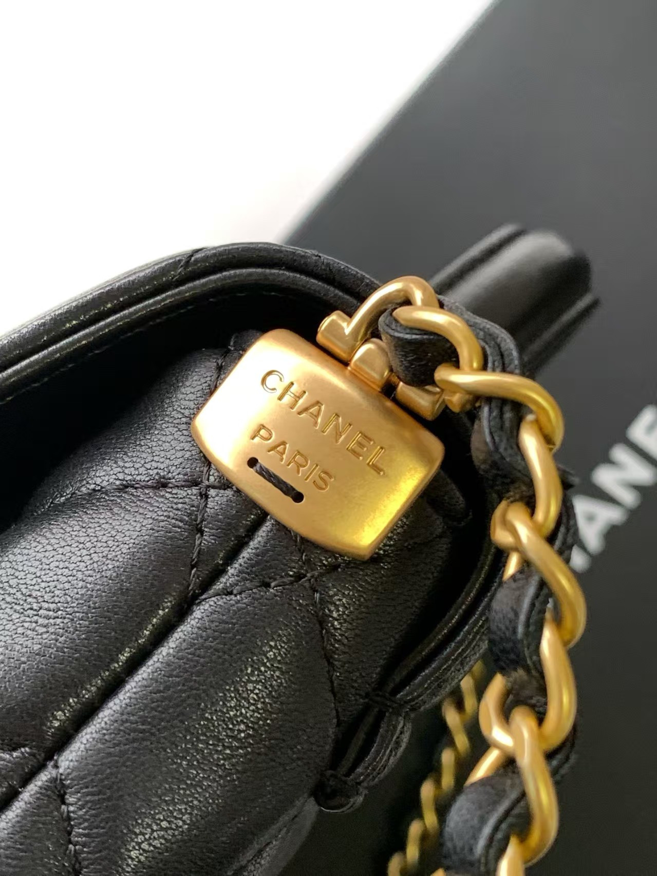 Ch*el small top handle flap bag as5355 14x20x6cm