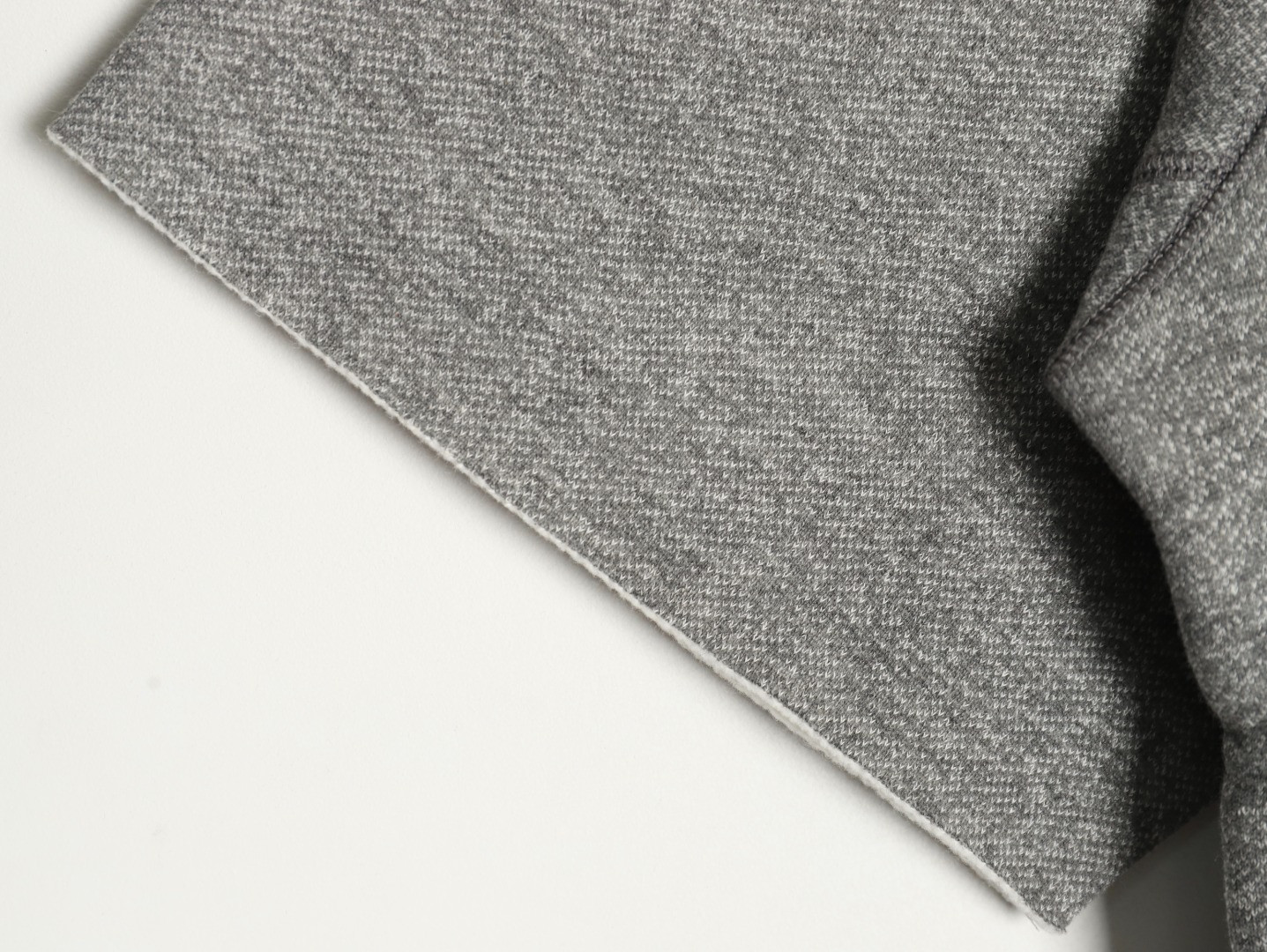 D*or short-sleeved t-shirt