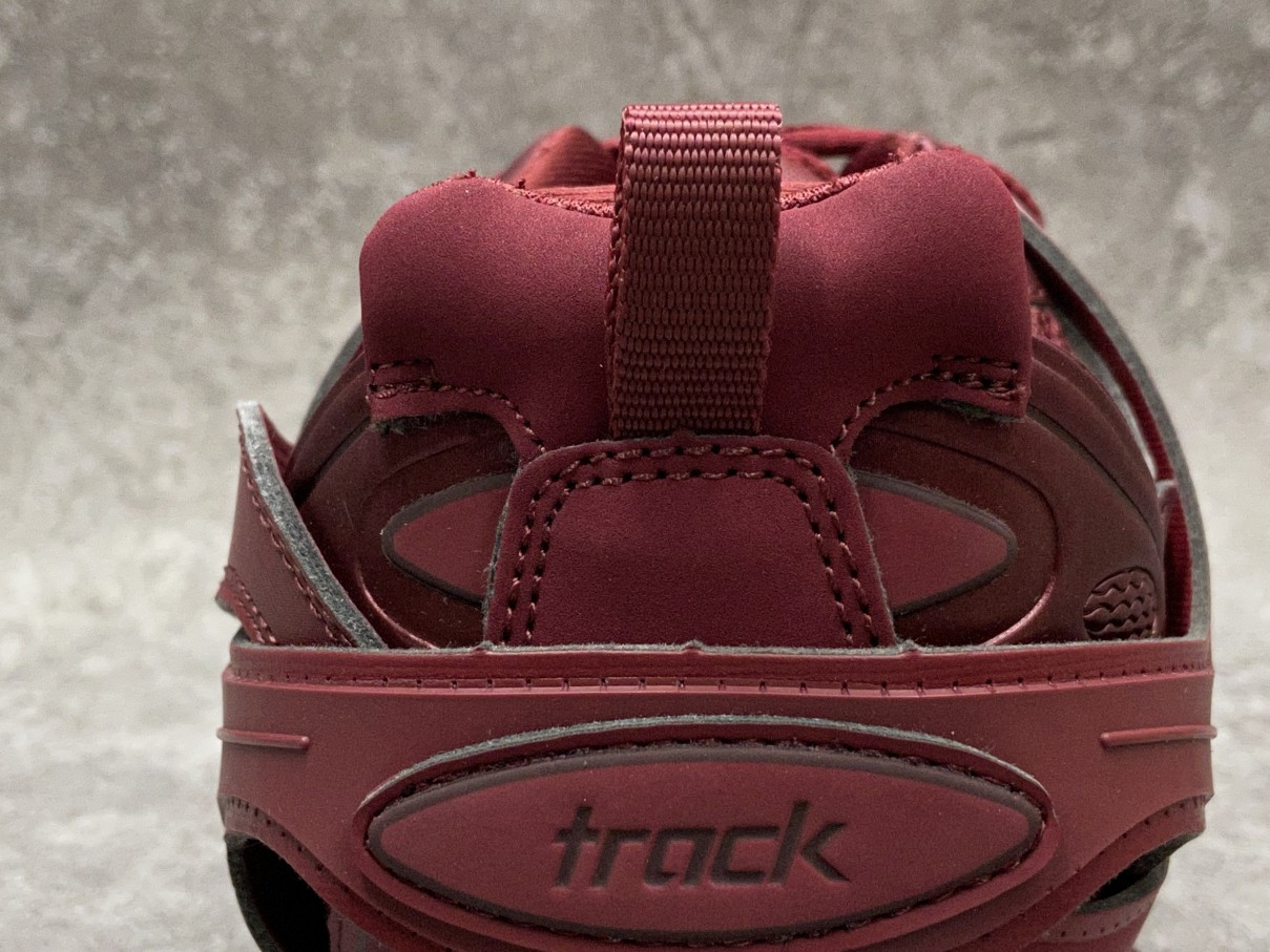 Balenciga Track Burgundy