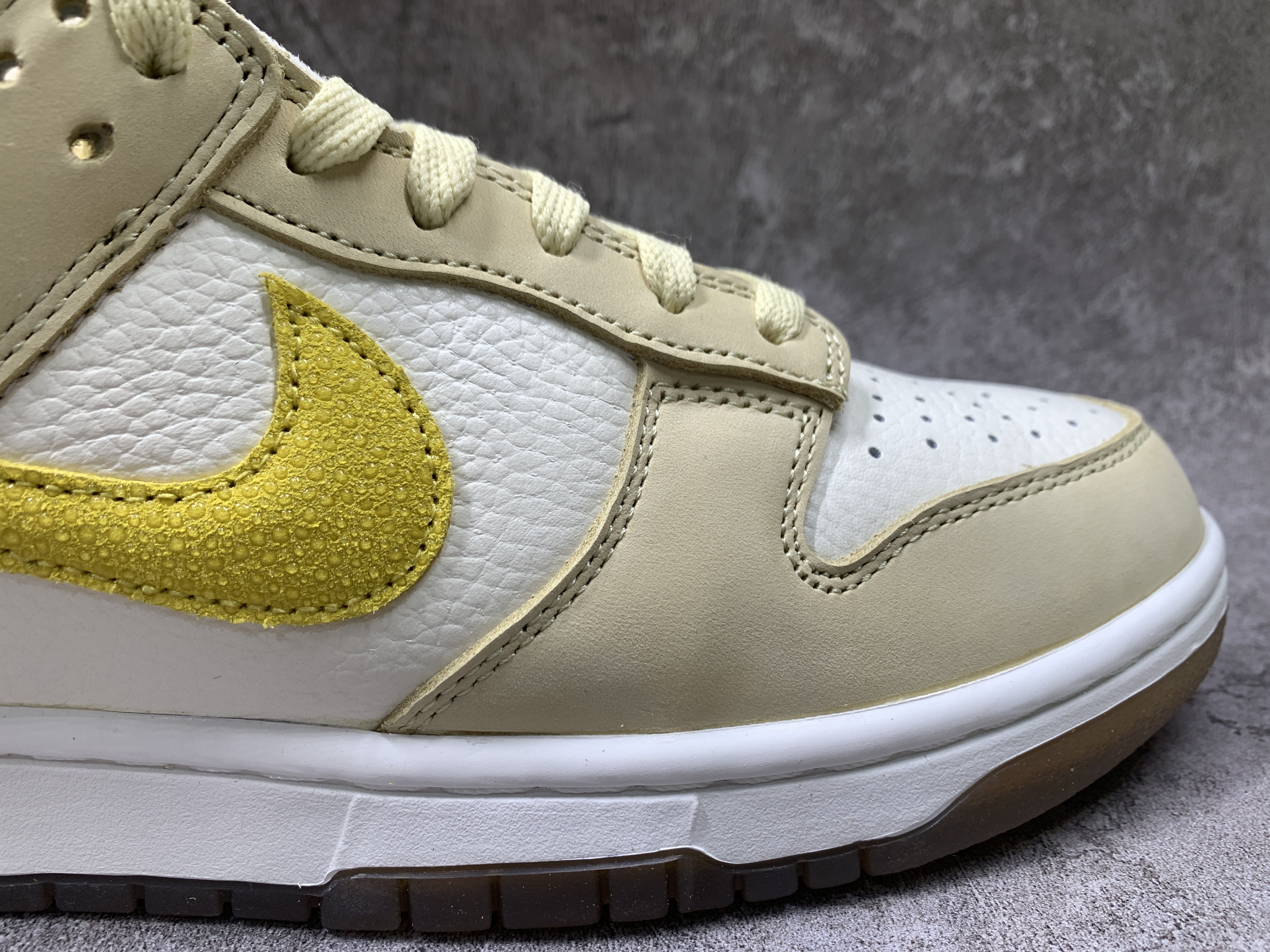Nike Dunk Low Lemon Drop