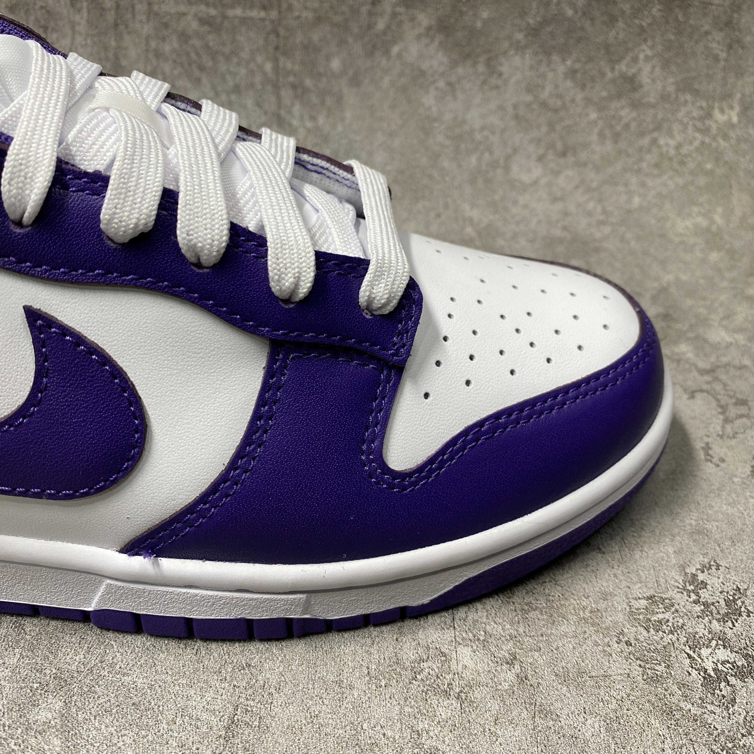 Nike Dunk Low Championship Court Purple