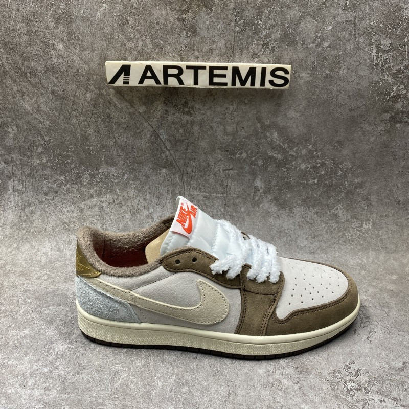 Air Jordan 1 Retro Low OG Year Of The Rabbit