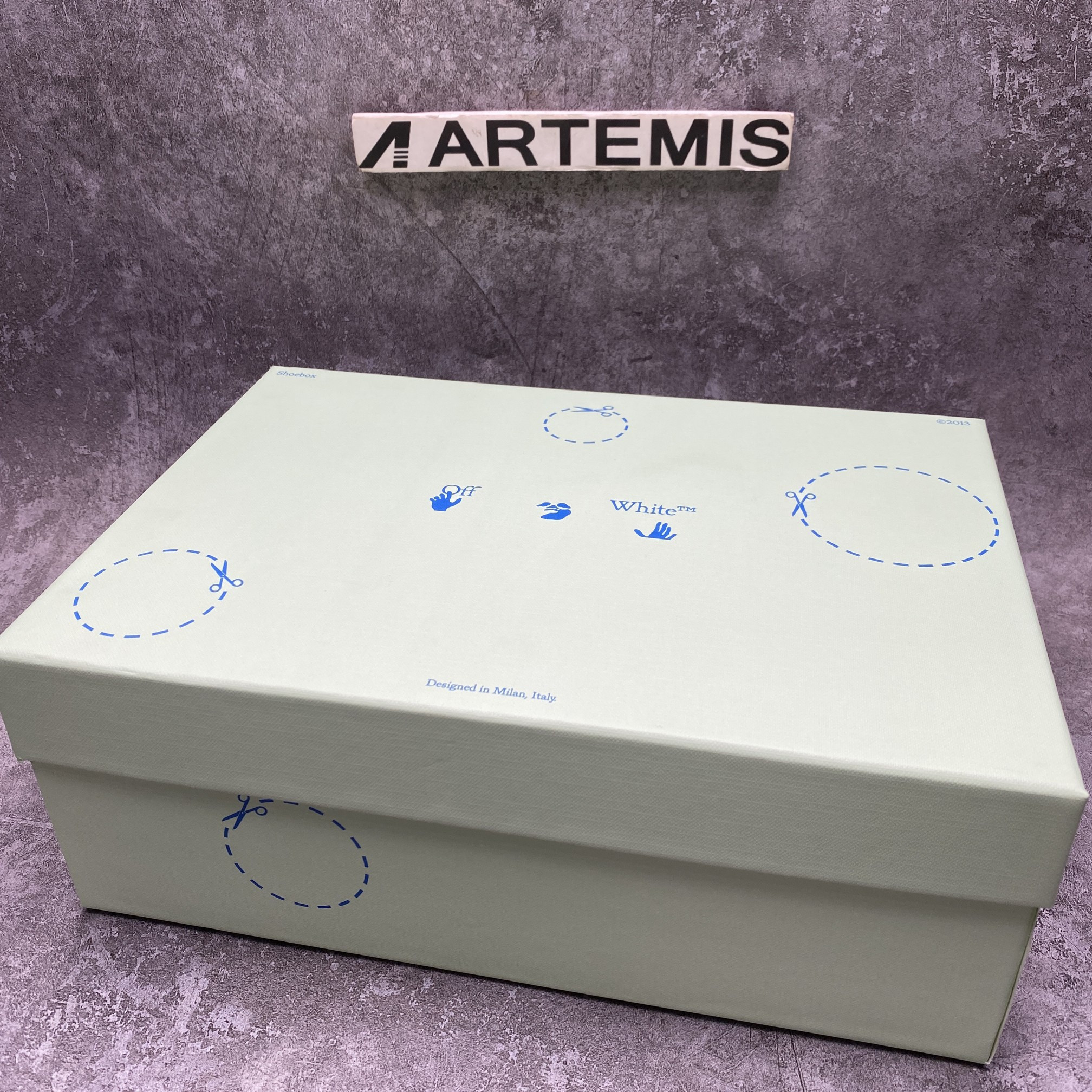 OFF-WHITE Out Of Office Leisure Sneakers Black White