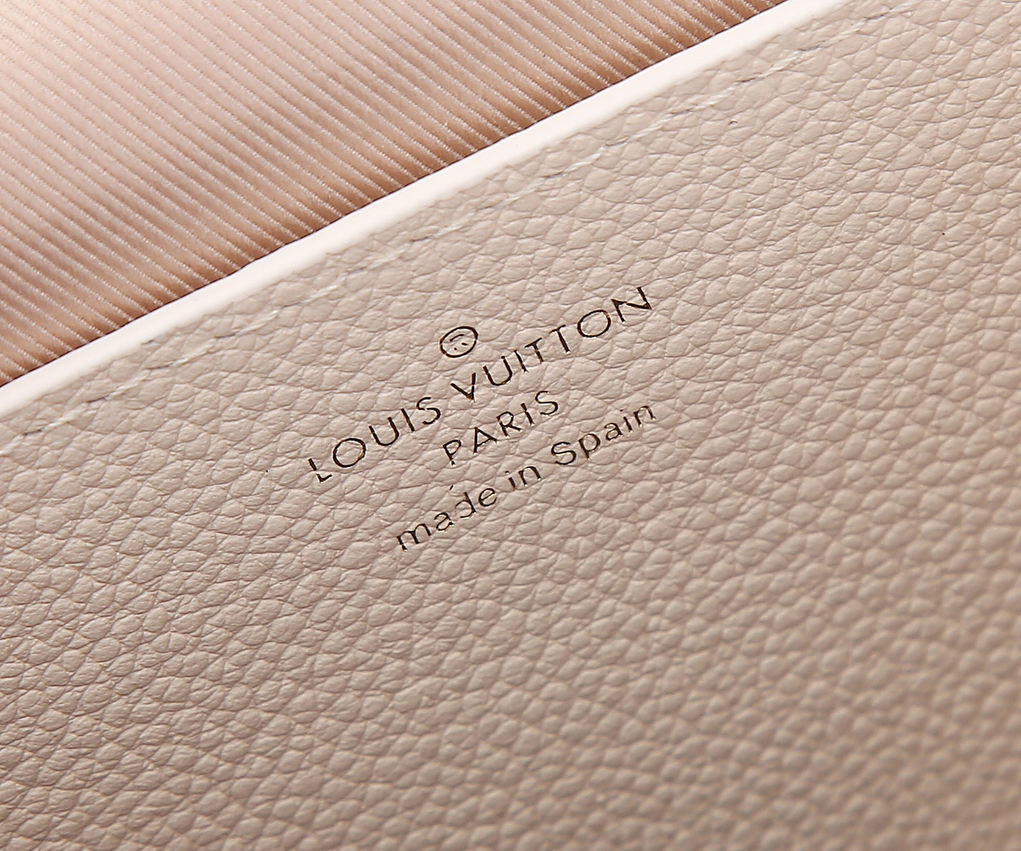 LV Wallet On Chain Métis M82636 7.5 x 4.3 x 2.2 inches