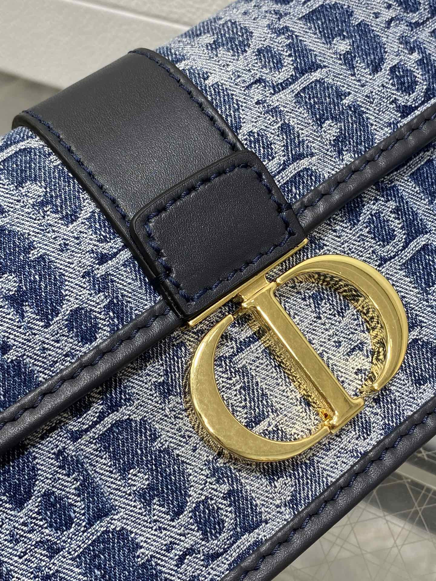 D*or 30 montaigne east-west bag with chain blue denim D*or oblique jacquard 21 x 12 x 6 cm