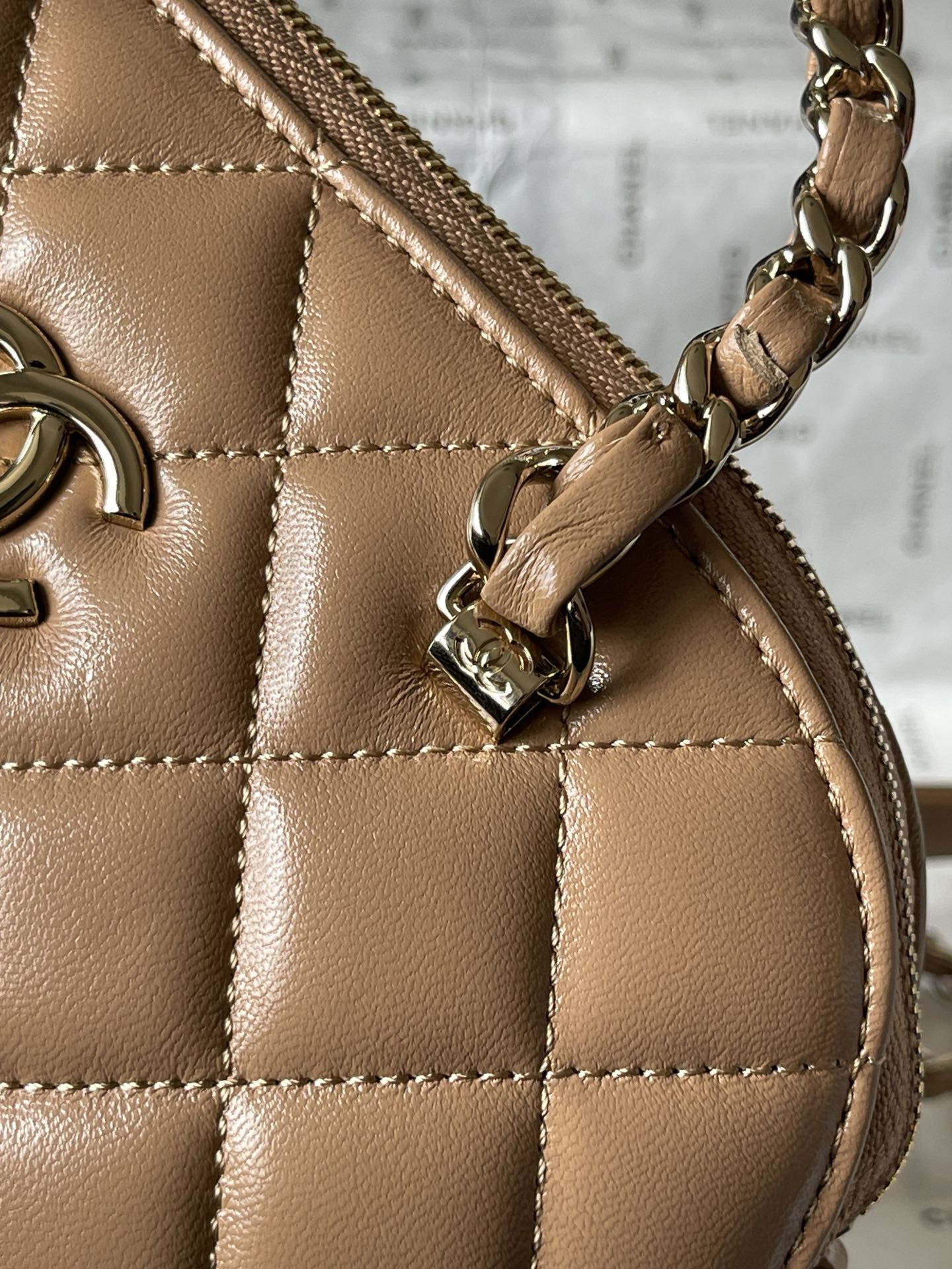 Ch*el small shopping bag 15x20x6cm