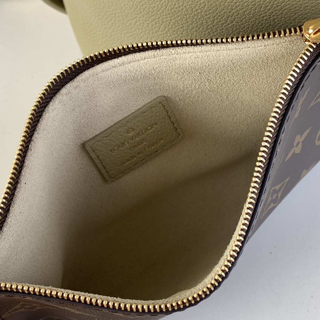 LV Low Key Hobo M24988 31.0x35.0x18.0cm