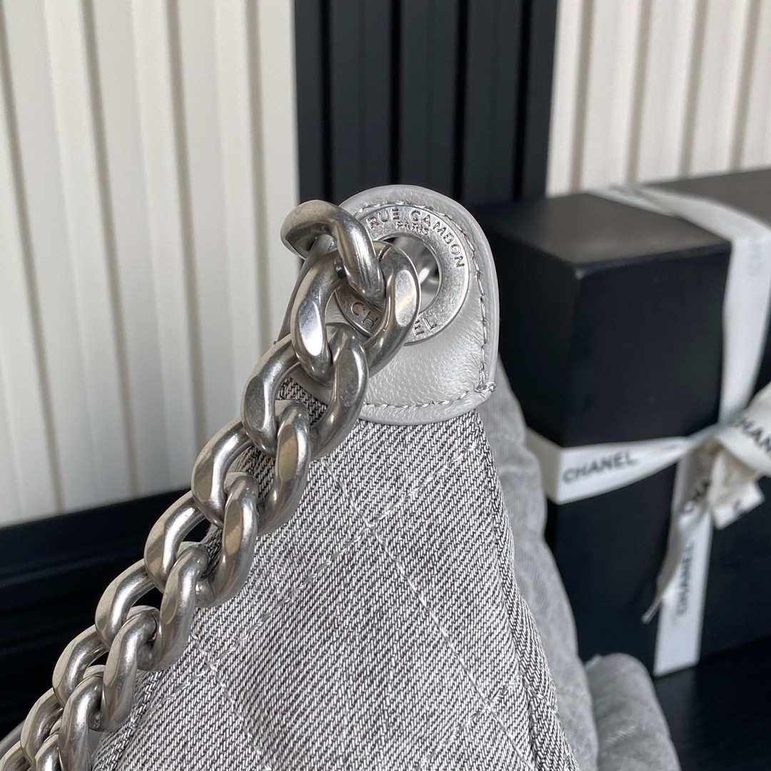 Ch*el 25c maxi hobo bag 27×35×18cm