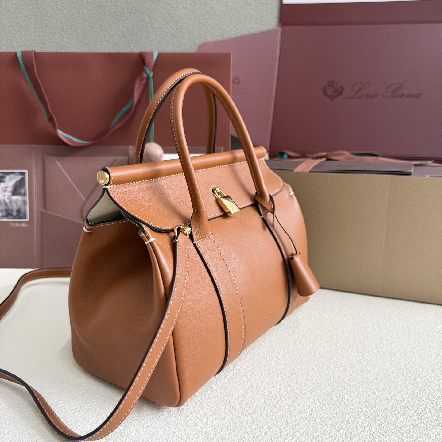 L**o p*ana loom l25 calfskin 25x18x12.5cm