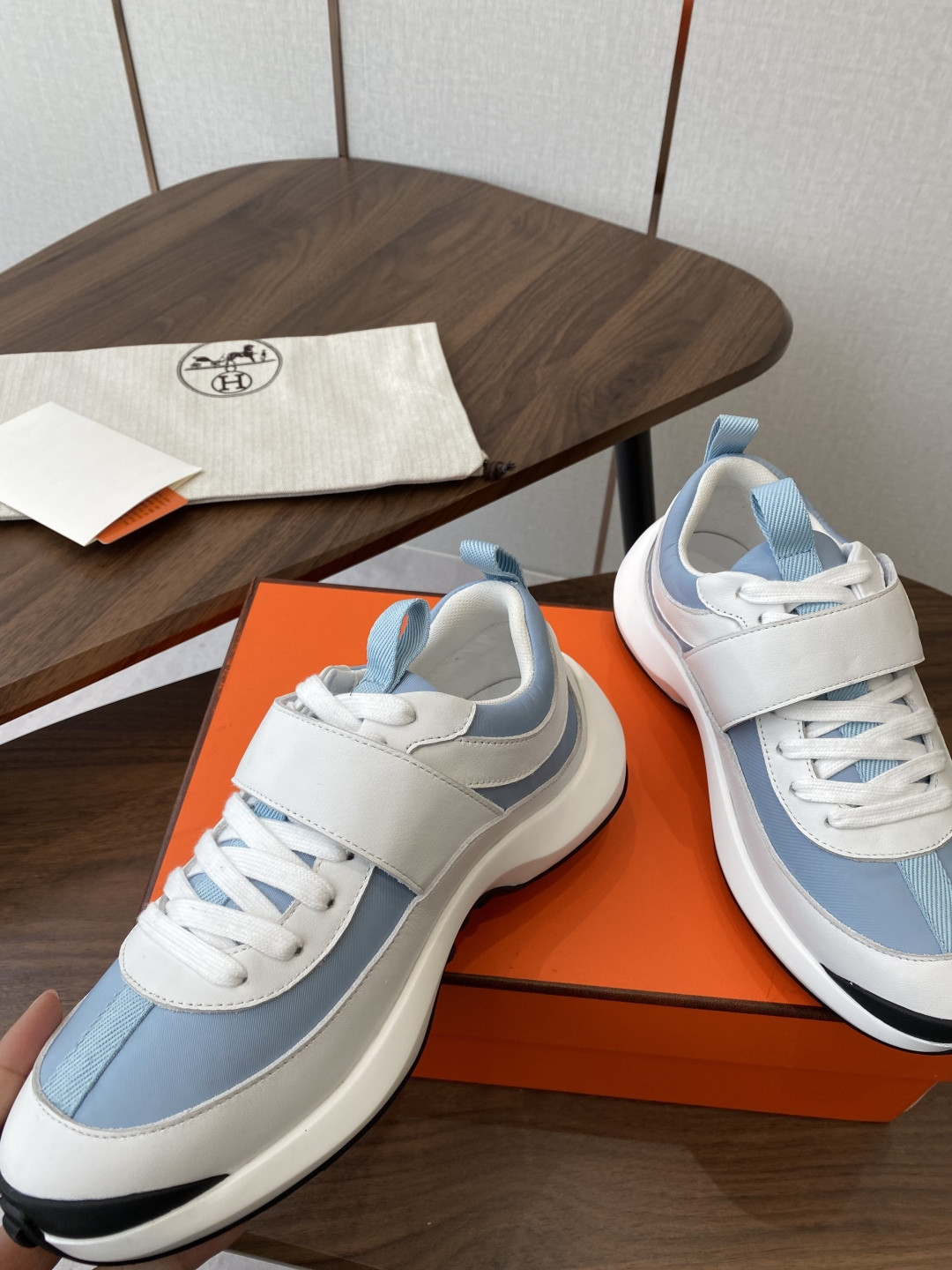 UA Hermès Loop Sneaker